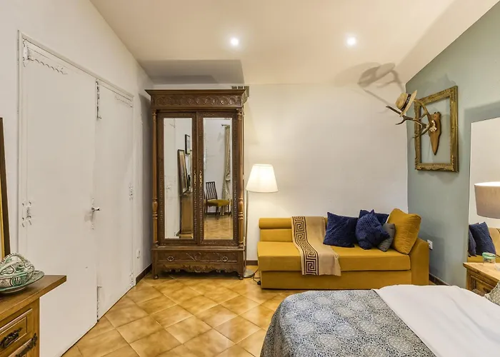 Bosque Apartman Girona